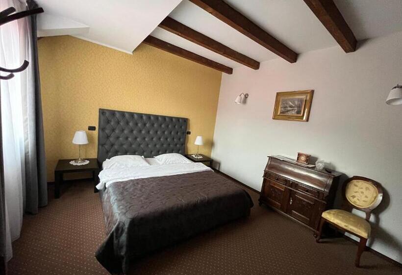 پانسیون Trattoria Al Gallo