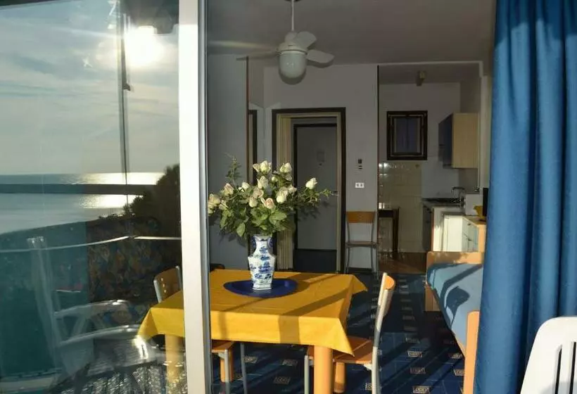 Residence Costa Templada