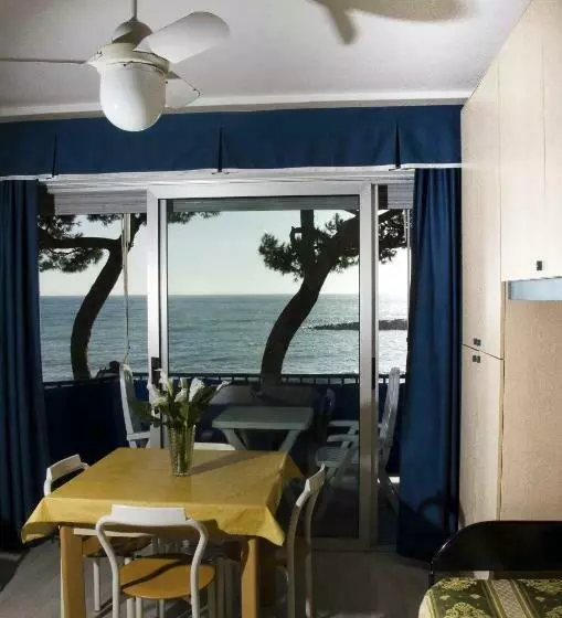 Residence Costa Templada