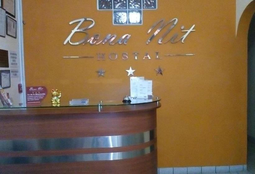 호스텔 Hostal Bona Nit