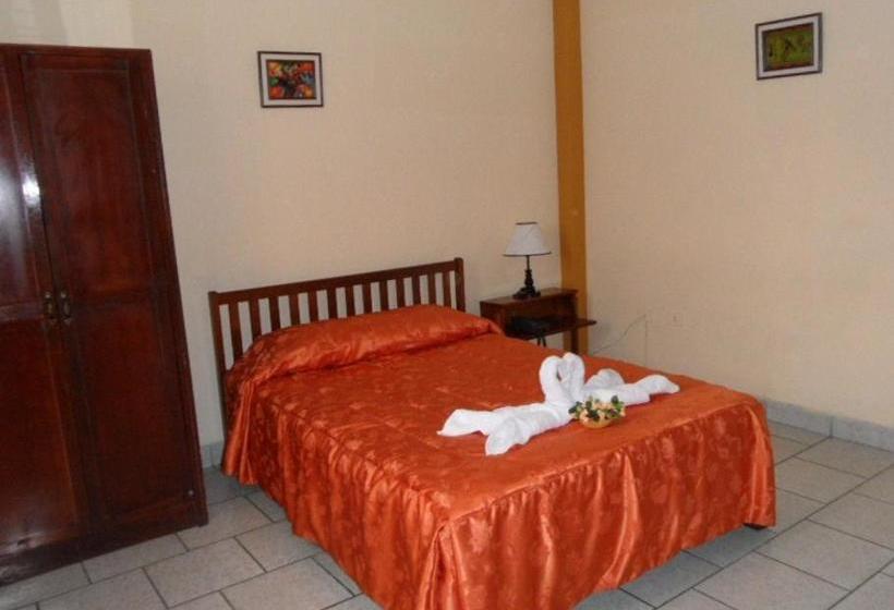 호스텔 Hostal Bona Nit