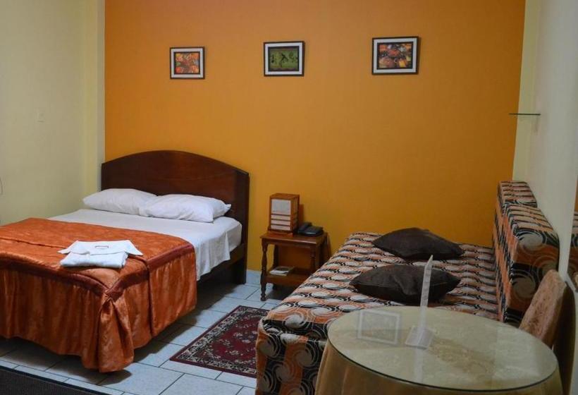 호스텔 Hostal Bona Nit