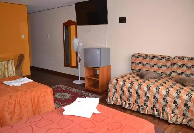 ユースホステル Hostal Bona Nit