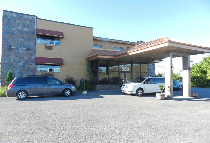 فندق صغير L'auberge De L'aeroport Inn