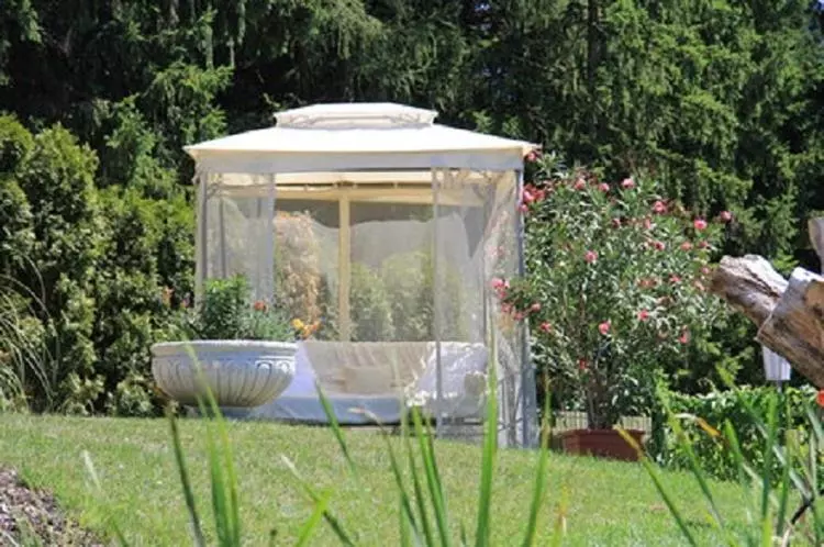 Majatalo Gästehaus Waldrand Garni