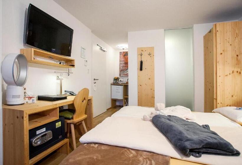 펜션 Gästehaus Waldrand Garni