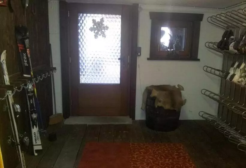 Majatalo Gästehaus Waldrand Garni