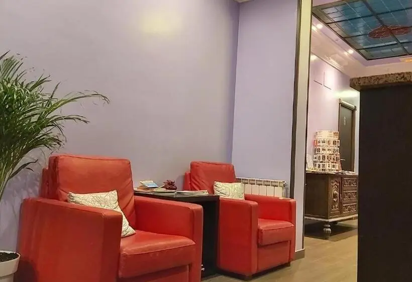 پانسیون Hostal Corazón De Madrid
