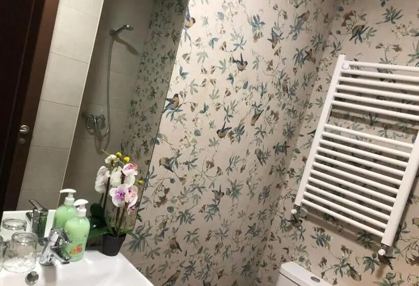 پانسیون Hostal Corazón De Madrid