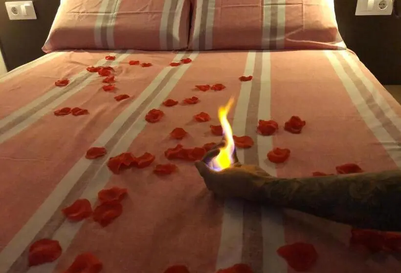 پانسیون Hostal Corazón De Madrid