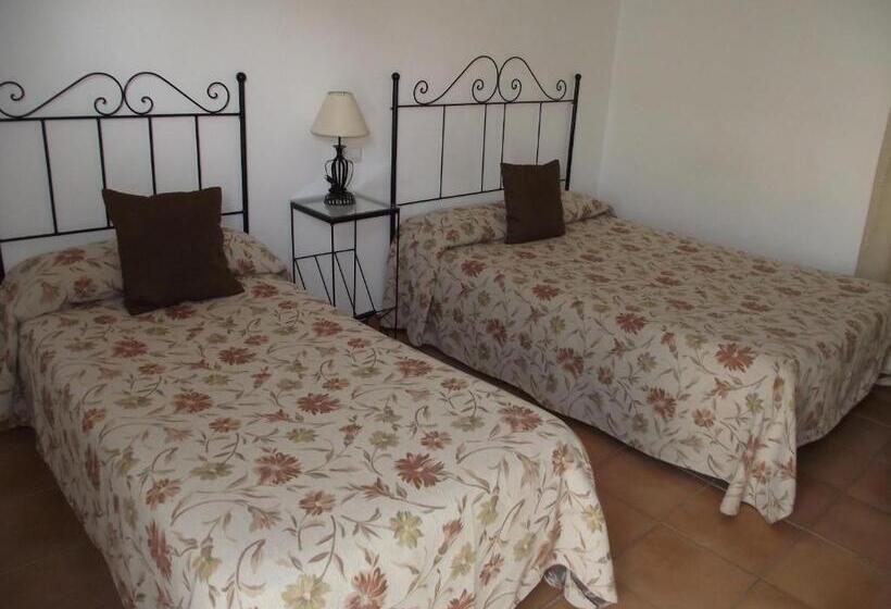 פנסיון Hostal El Canario