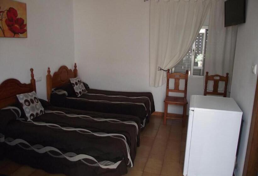 פנסיון Hostal El Canario