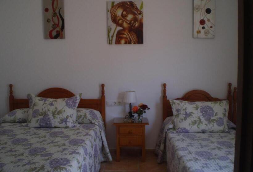 פנסיון Hostal El Canario