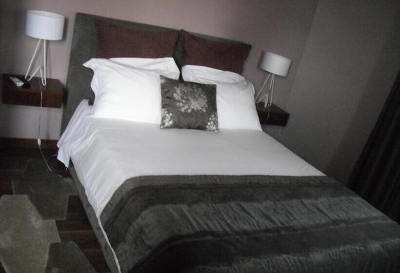 پانسیون Muralha De Caminha