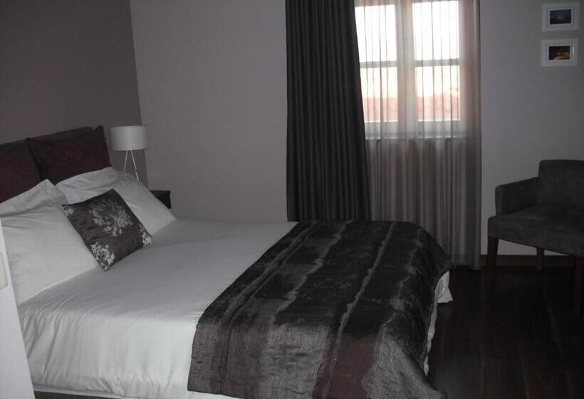 پانسیون Muralha De Caminha