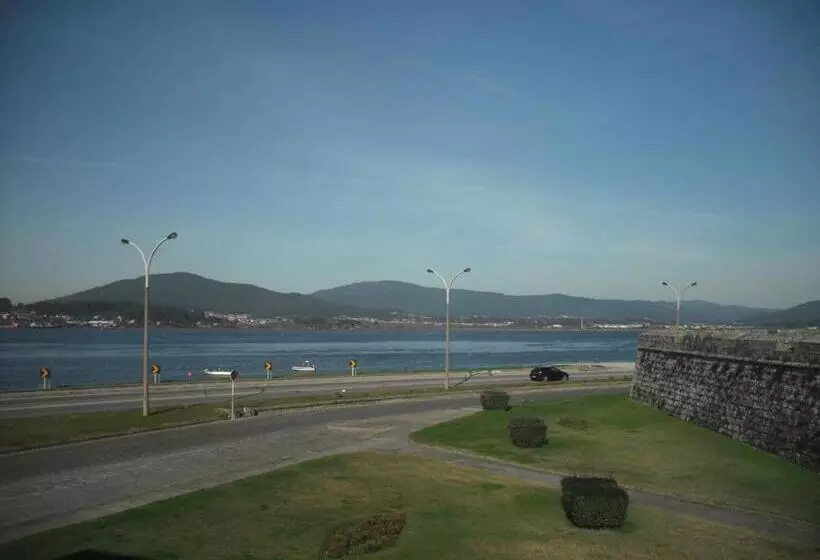 پانسیون Muralha De Caminha