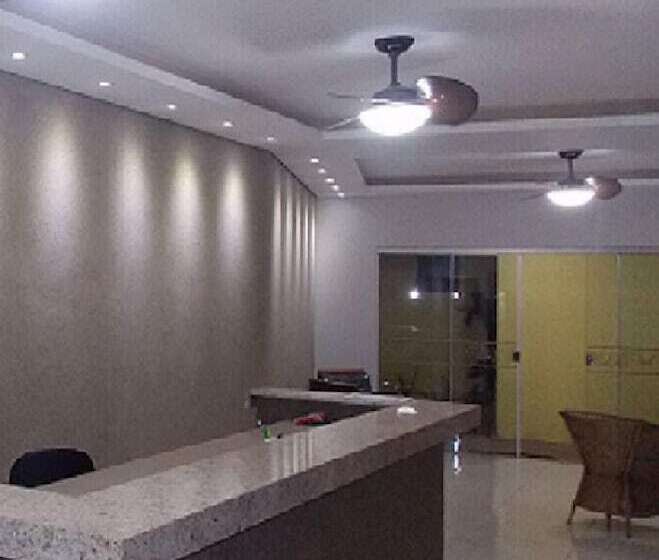 پانسیون Pousada Aldeia Das Flores