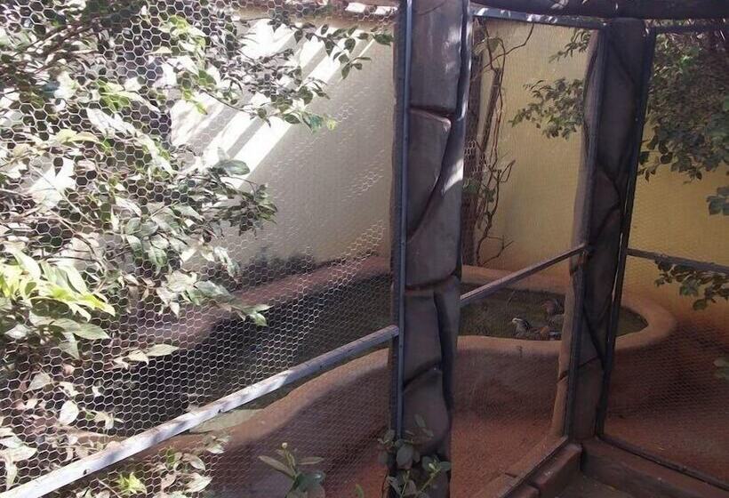 پانسیون Pousada Aldeia Das Flores