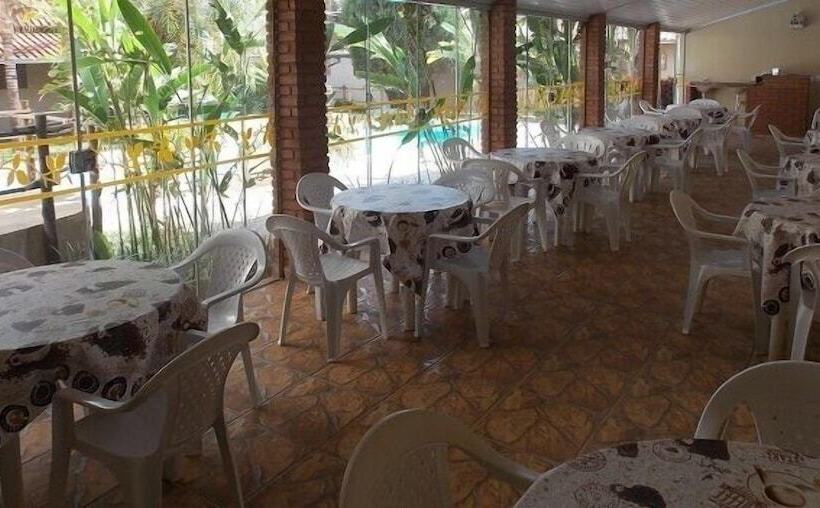 پانسیون Pousada Aldeia Das Flores