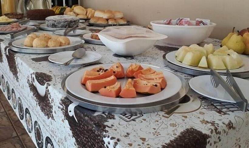 پانسیون Pousada Aldeia Das Flores