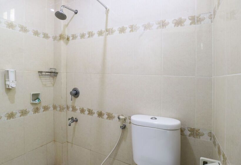 Pensjonat Warapsari Inn