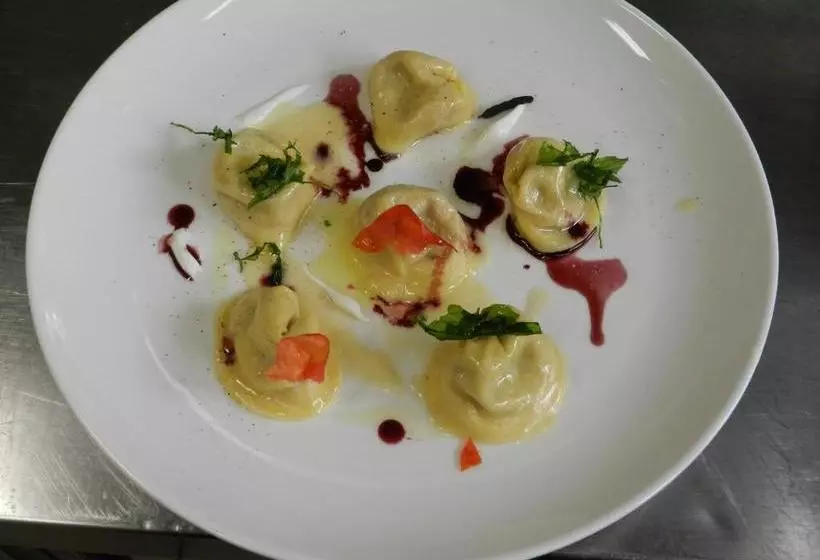 ユースホステル Locanda Tana De 'l Ors