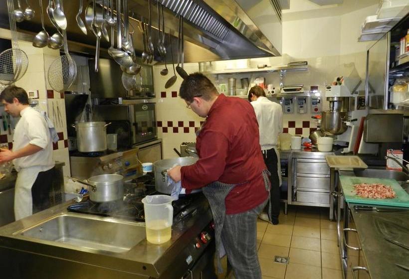 הוסטל Locanda Tana De 'l Ors