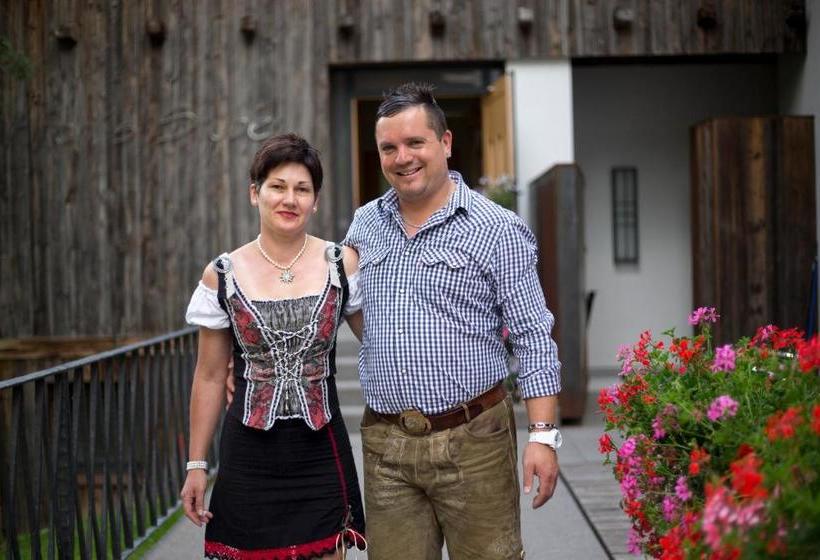 Alfonsstüberl Ferienwohnungen & Restaurant