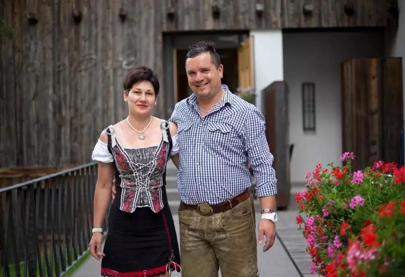 Alfonsstüberl   Ferienwohnungen & Restaurant