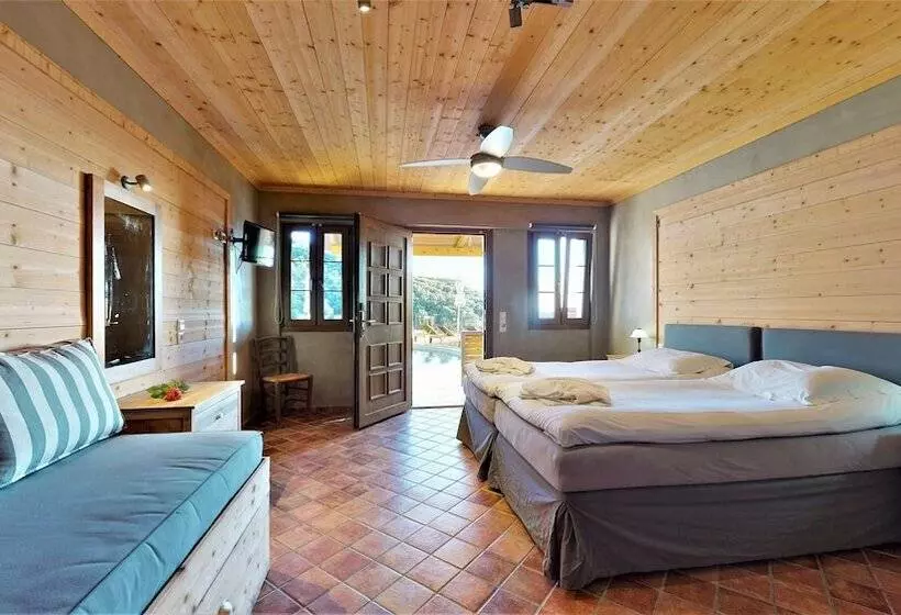 Enetiko Resort