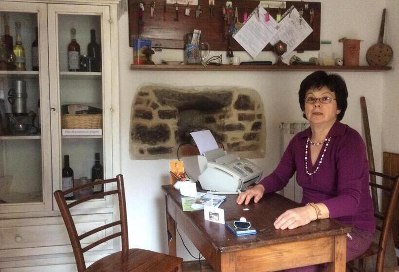 酒店 Agriturismo Podere Fiume