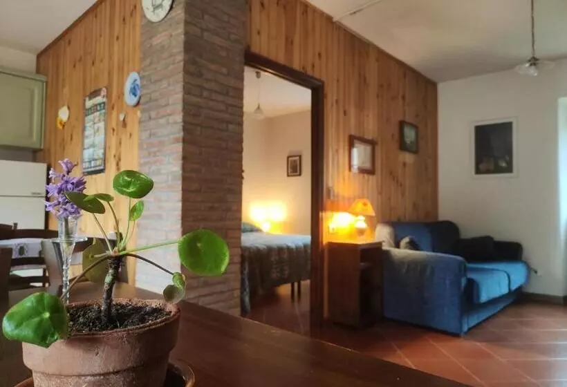 Hotelli Agriturismo Podere Fiume