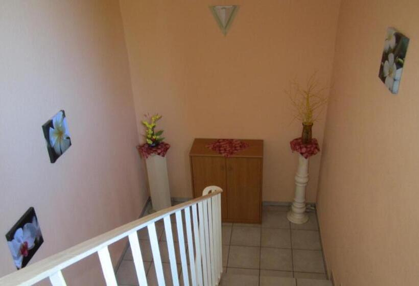 Пансион Am Rasthof Dresdner Tor