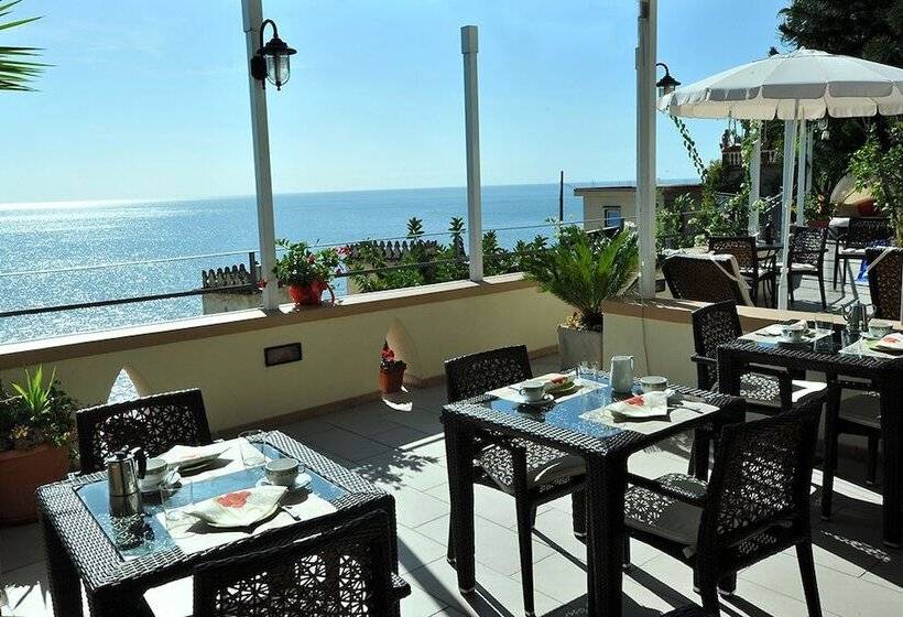 פנסיון E Poi....ravello