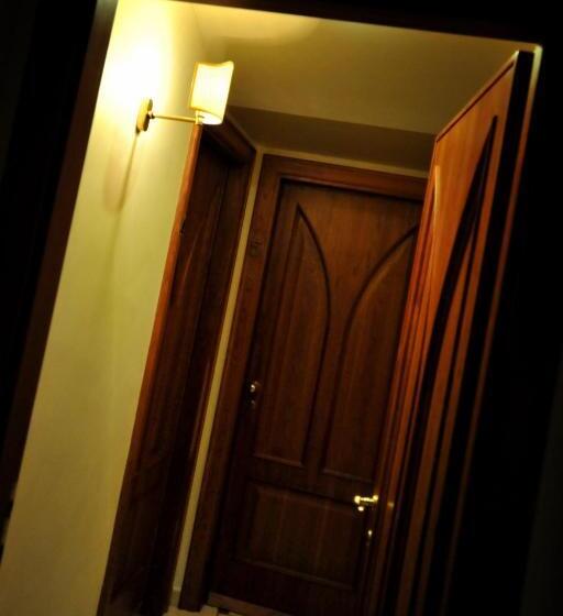 פנסיון E Poi....ravello