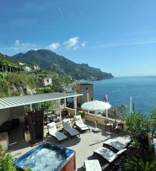 פנסיון E Poi....ravello