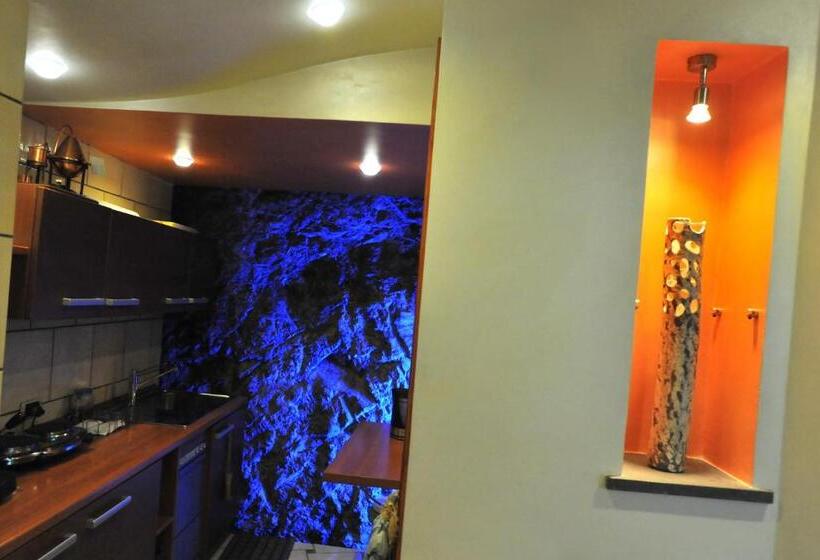 פנסיון E Poi....ravello