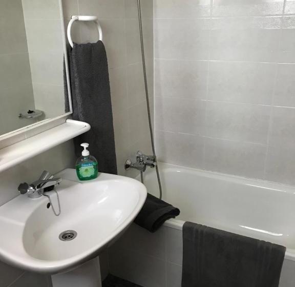 פנסיון Hostal El Violí