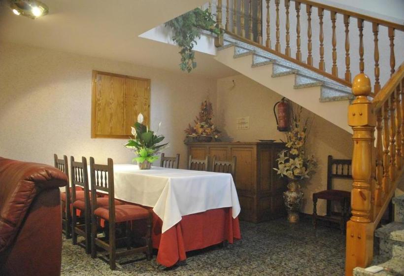 פנסיון Hostal El Violí