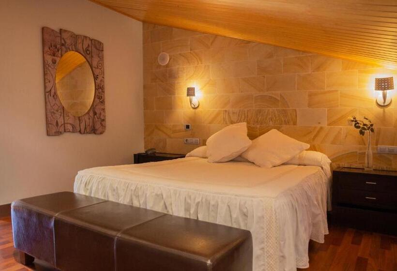 פנסיון Hostal Fuentefria