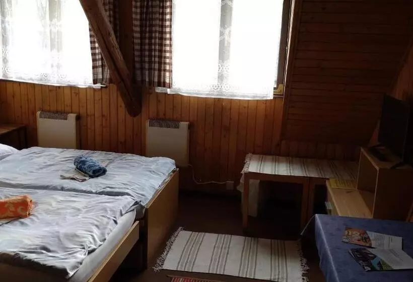 Majatalo Penzión Encián