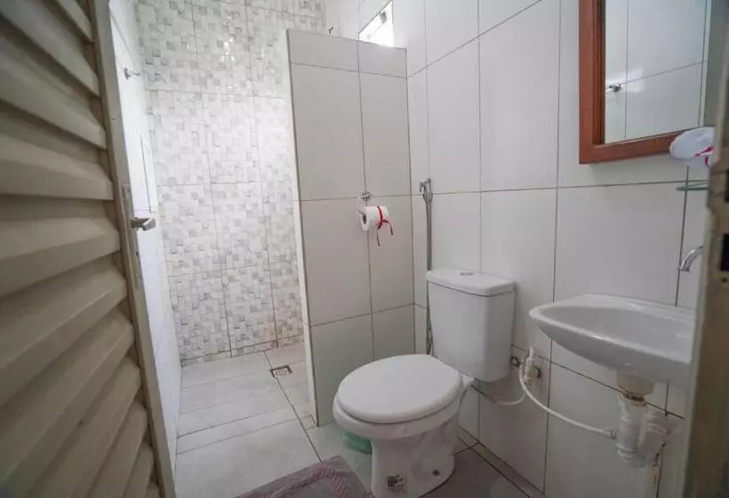 ペンション Pousada Mota