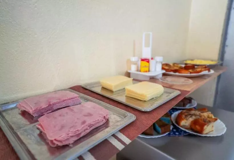 ペンション Pousada Mota