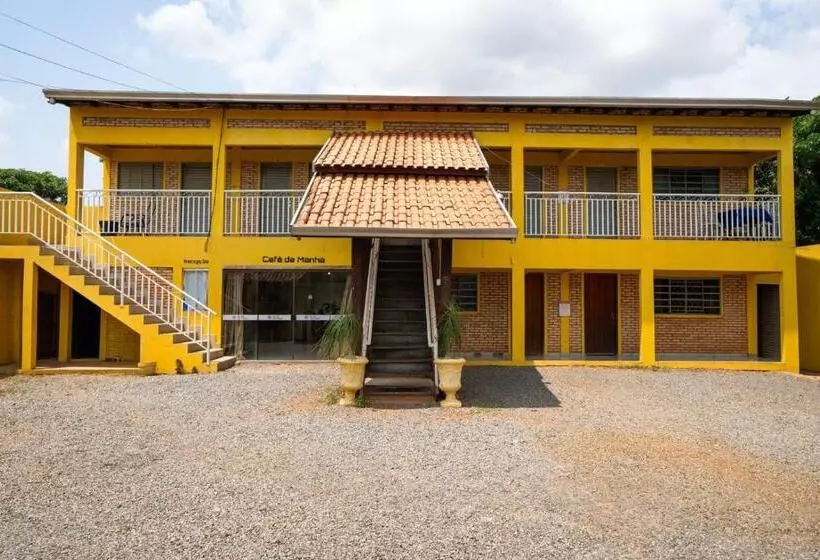 ペンション Pousada Mota