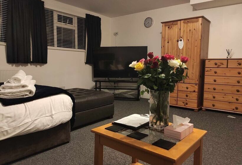 Pensione Q Accommodation