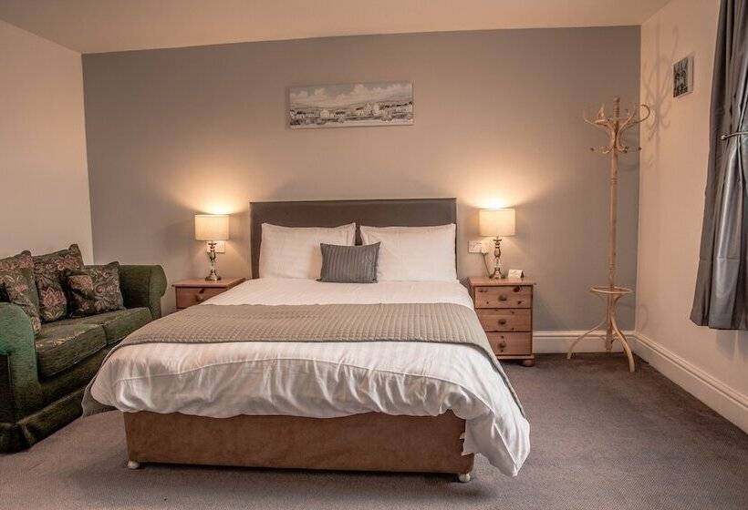 Pensione Q Accommodation