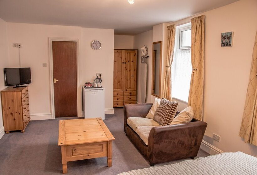 Pensione Q Accommodation