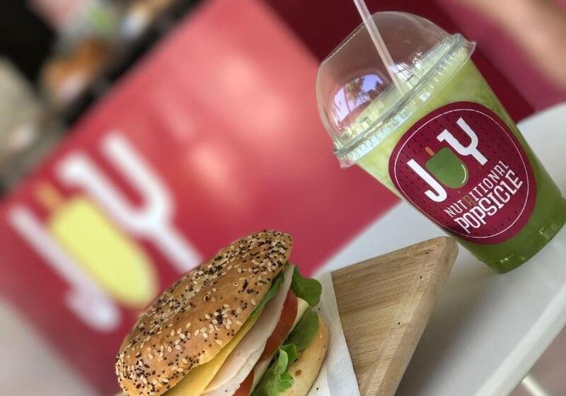 Las Terrazas Vip Pool Beach Club & Spa