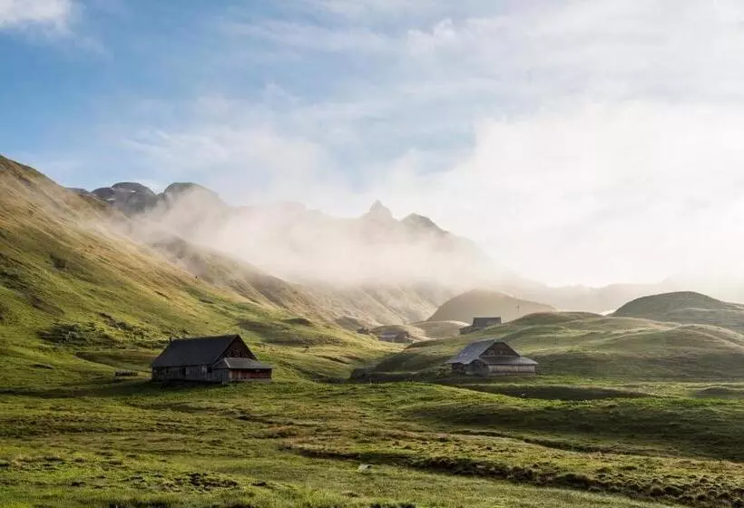 ペンション Berggasthaus Tannalp