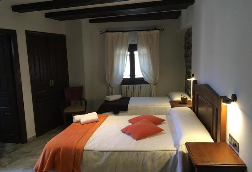 Пансион Fonda Carrera